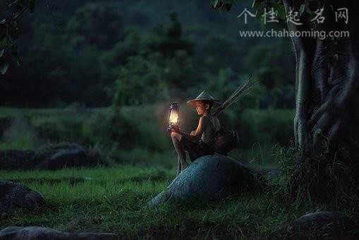 中秋节生的男孩起名